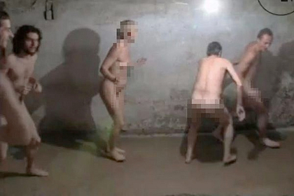 голые в лагере видео