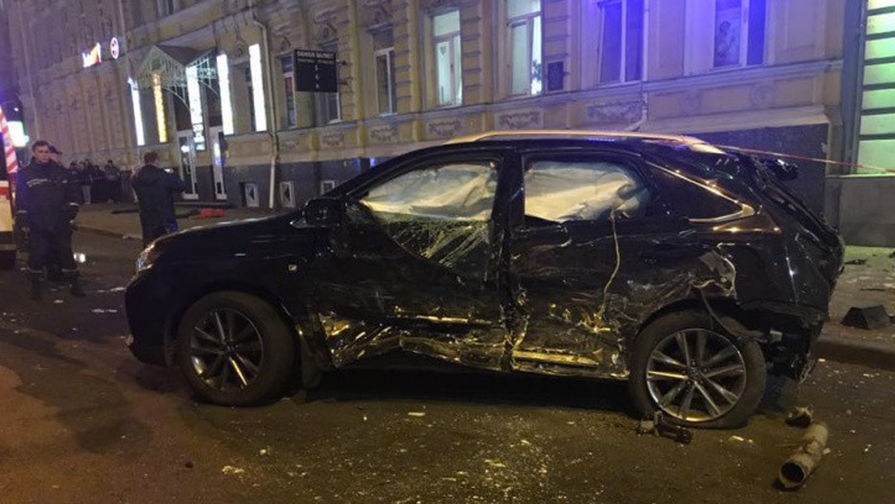 Власти Харькова окажут помощь в похоронах погибших в страшном ДТП Власти Харькова окажут помощь в похоронах погибших в страшном ДТП