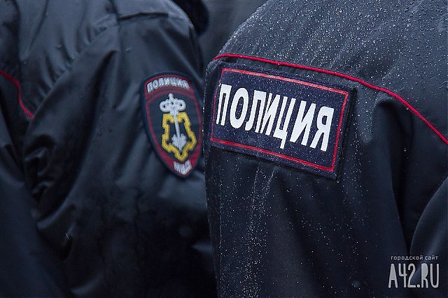 Маленькие дети разнесли 30 могил в Братске