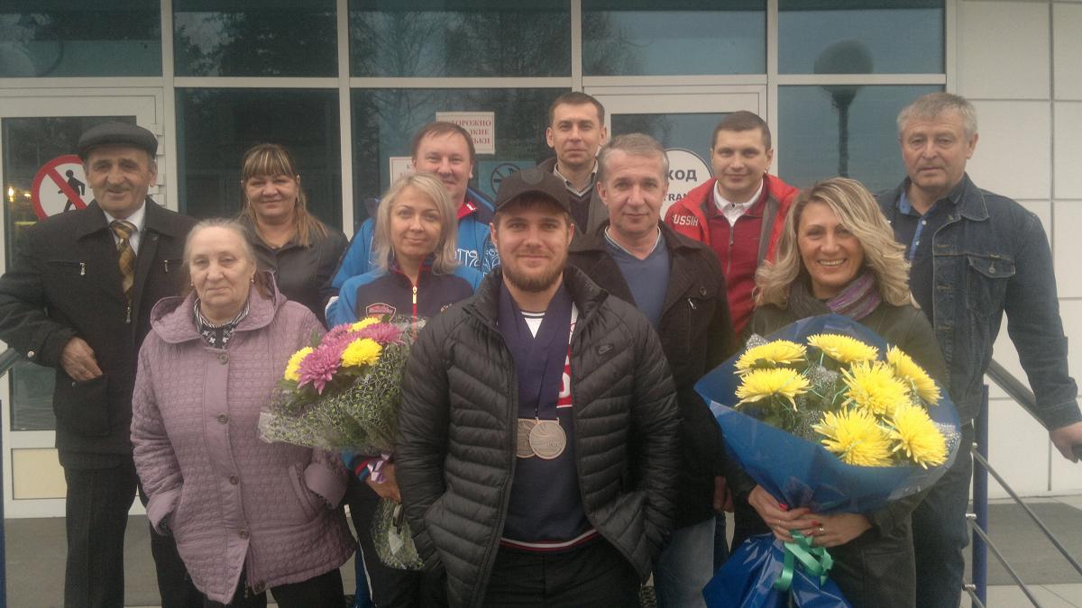 Петров одержал победу молодёжный чемпионат Европы по тяжёлой атлетике Петров одержал победу молодёжный чемпионат Европы по тяжёлой атлетике