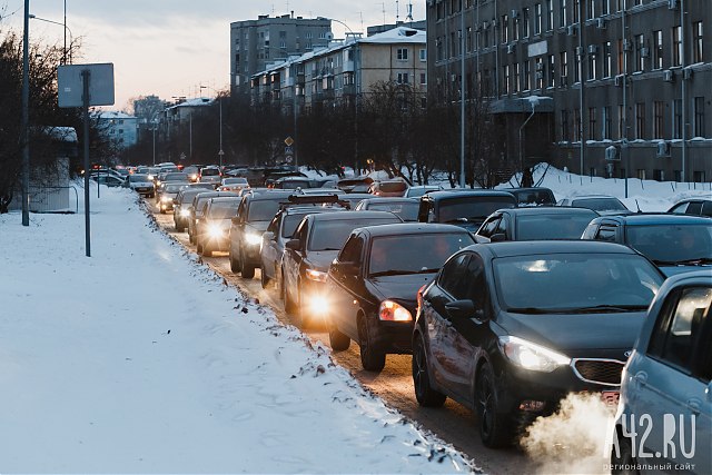 Утром в Кемерово зафиксированы 9-балльные пробки Утром в Кемерово зафиксированы 9-балльные пробки
