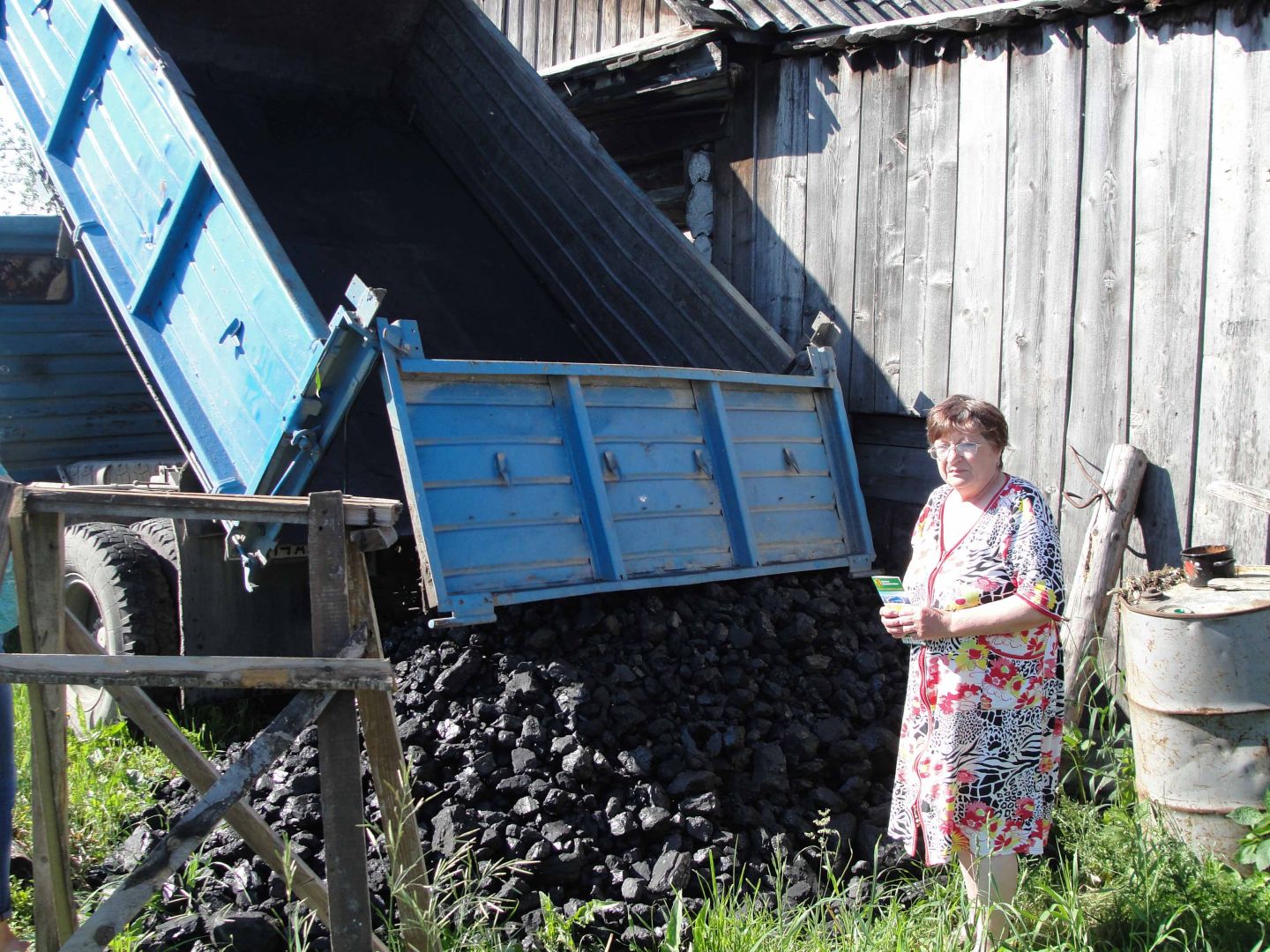 В Кузбассе почти 800 семей получили благотворительный уголь | 19.06.2018 |  Кемерово - БезФормата