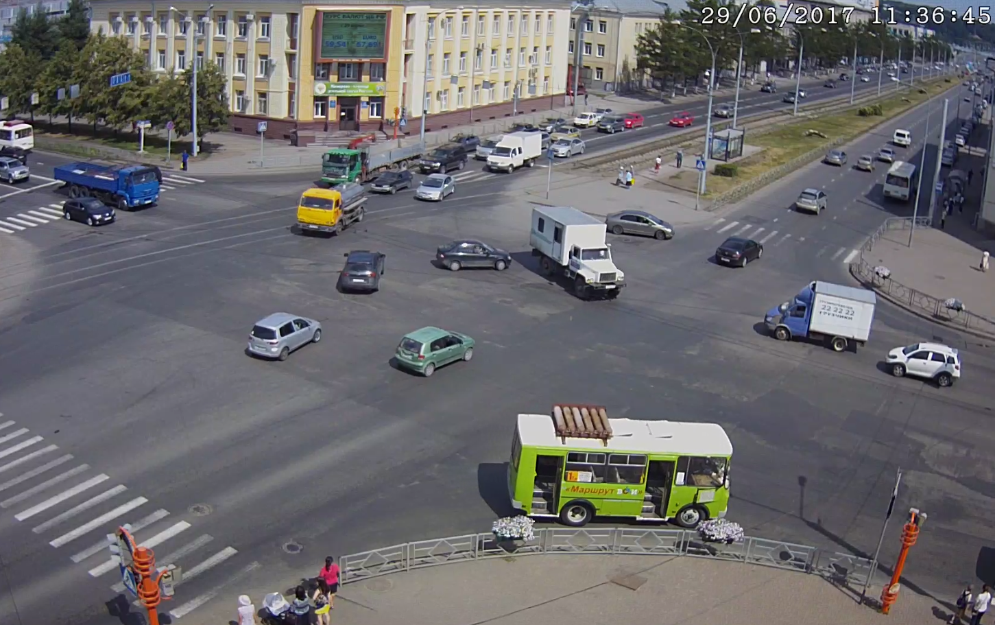 Перекресток видео. Проспект Кузнецкий перекрёсток Кемерово. Перекресток Кузнецкий Ленина Кемерово. Перекрестки Южный Кемерово. Кемерово Советский перекресток.