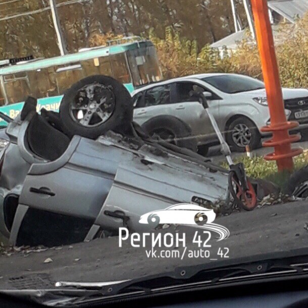 дтп на терешковой кемерово. кемерово авария на октябрьском. авария трасса кемерово новокузнецк 11. дтп кемерово за последние три дня. дтп кемерово за последние три дня.