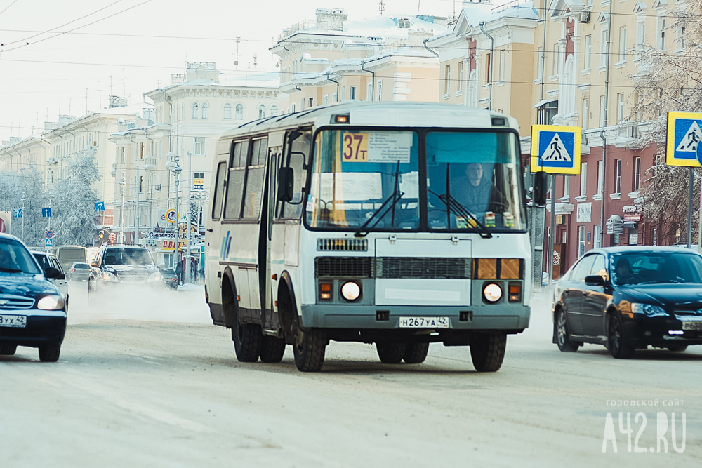 Движения городского транспорта кемерово. Транспорт Кемерово. Городской транспорт Кемерово. Кемерово легковой транспорт. Городской транспорт легковой Кемерово.