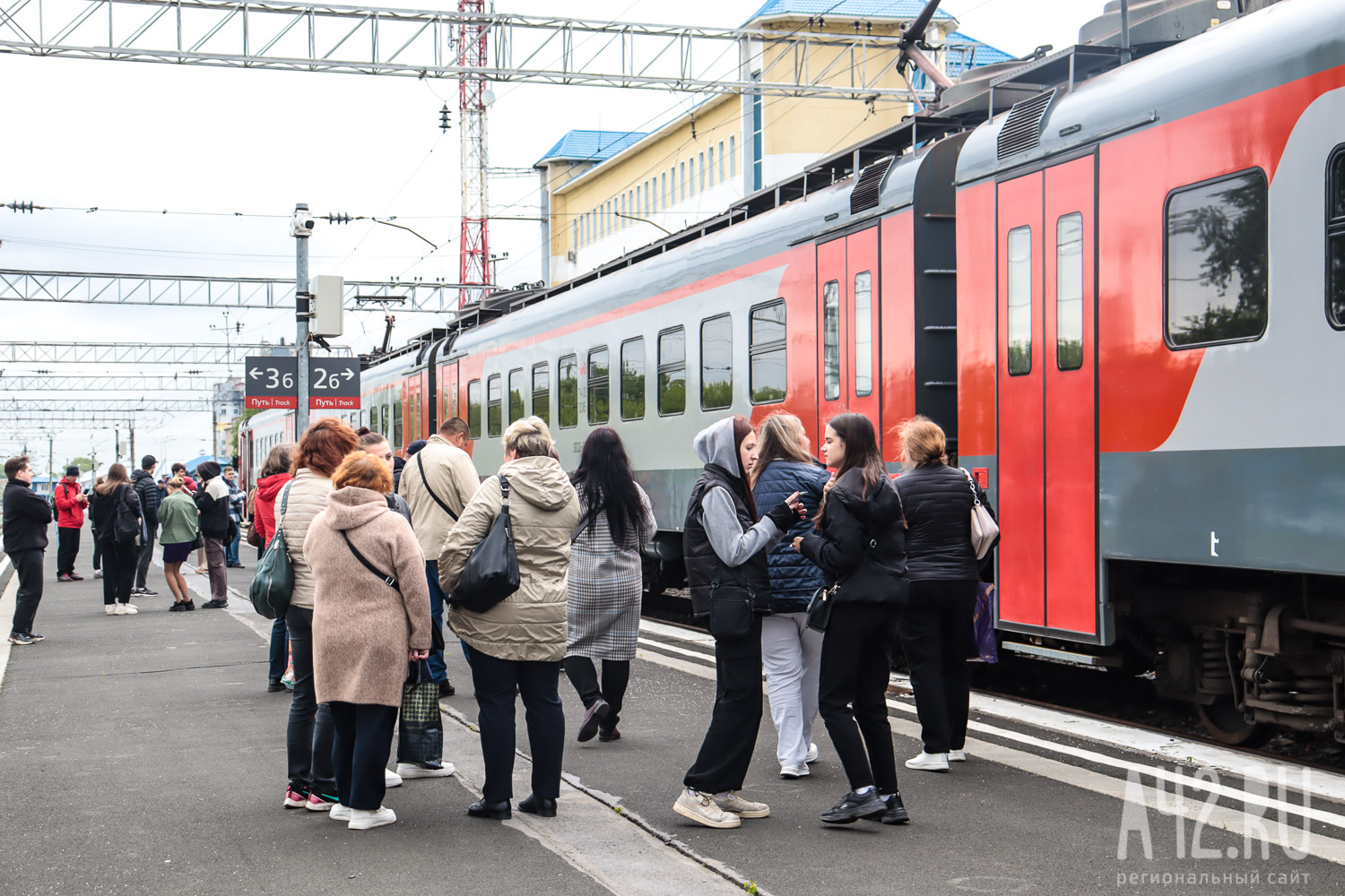 Власти ответили на просьбу добавить рейсов электричке Кемерово — Берёзовский