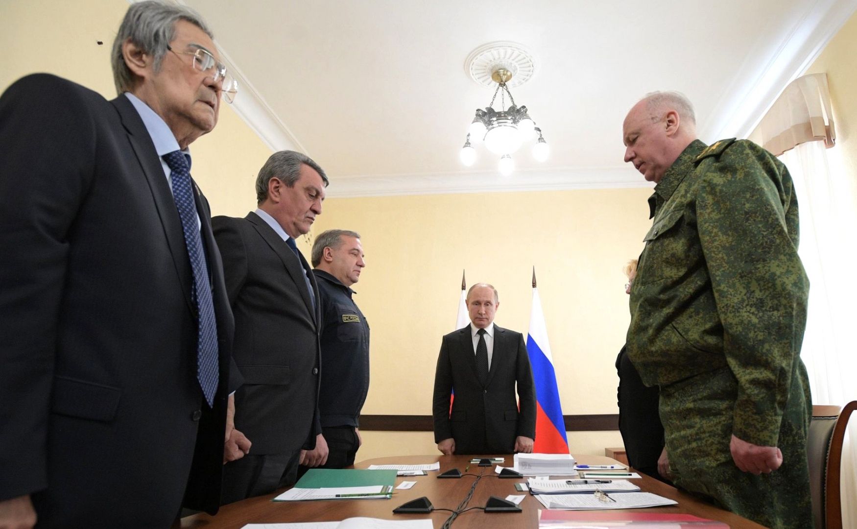 Обсуждение по теме: Волкер: Россия серьезно просчиталась, когда начала конфликт Обсуждение по теме: Волкер: Россия серьезно просчиталась, когда начала конфликт