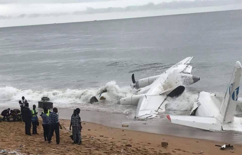 Самолет упавший в море