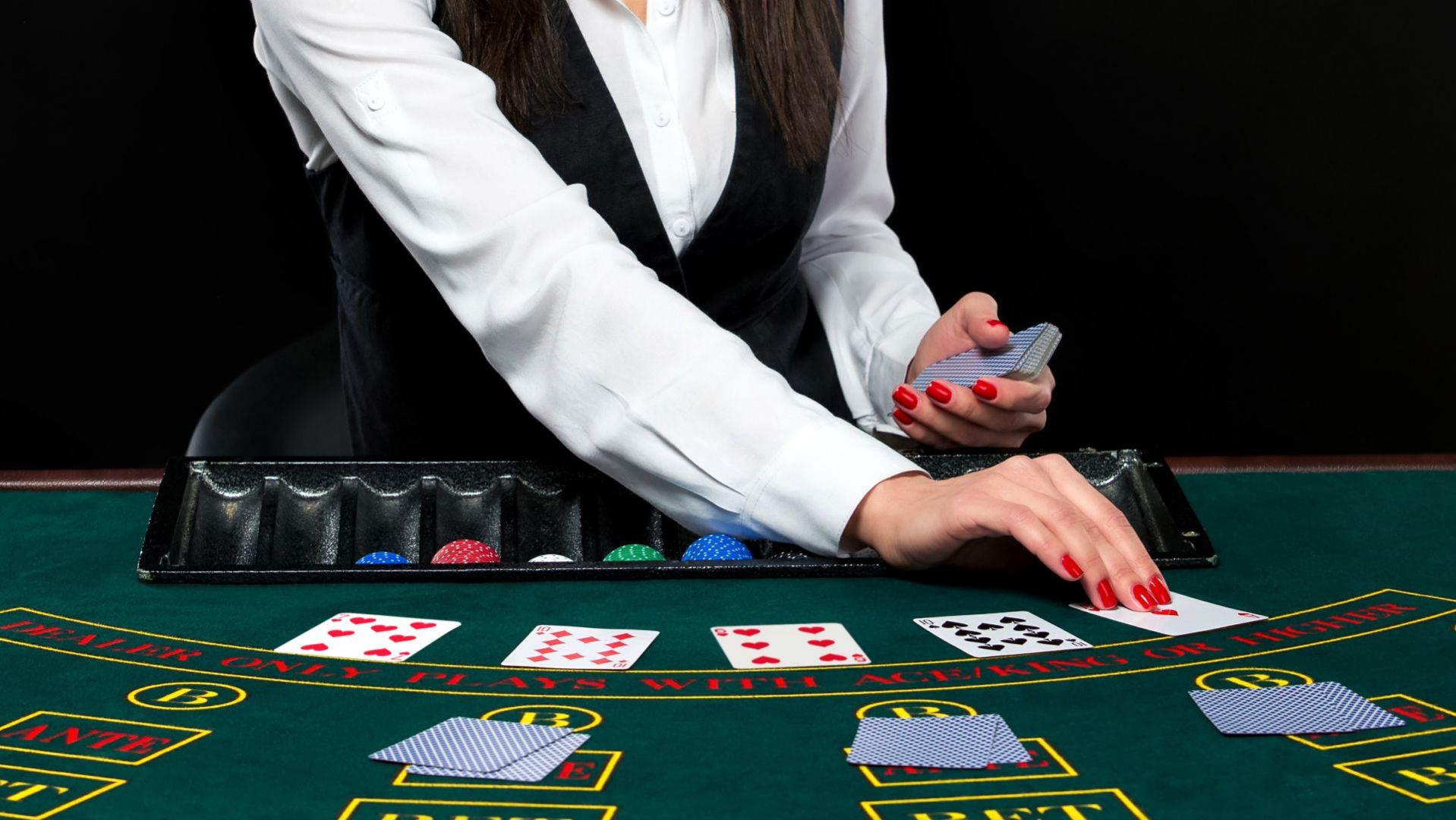 как играть в покер у казино